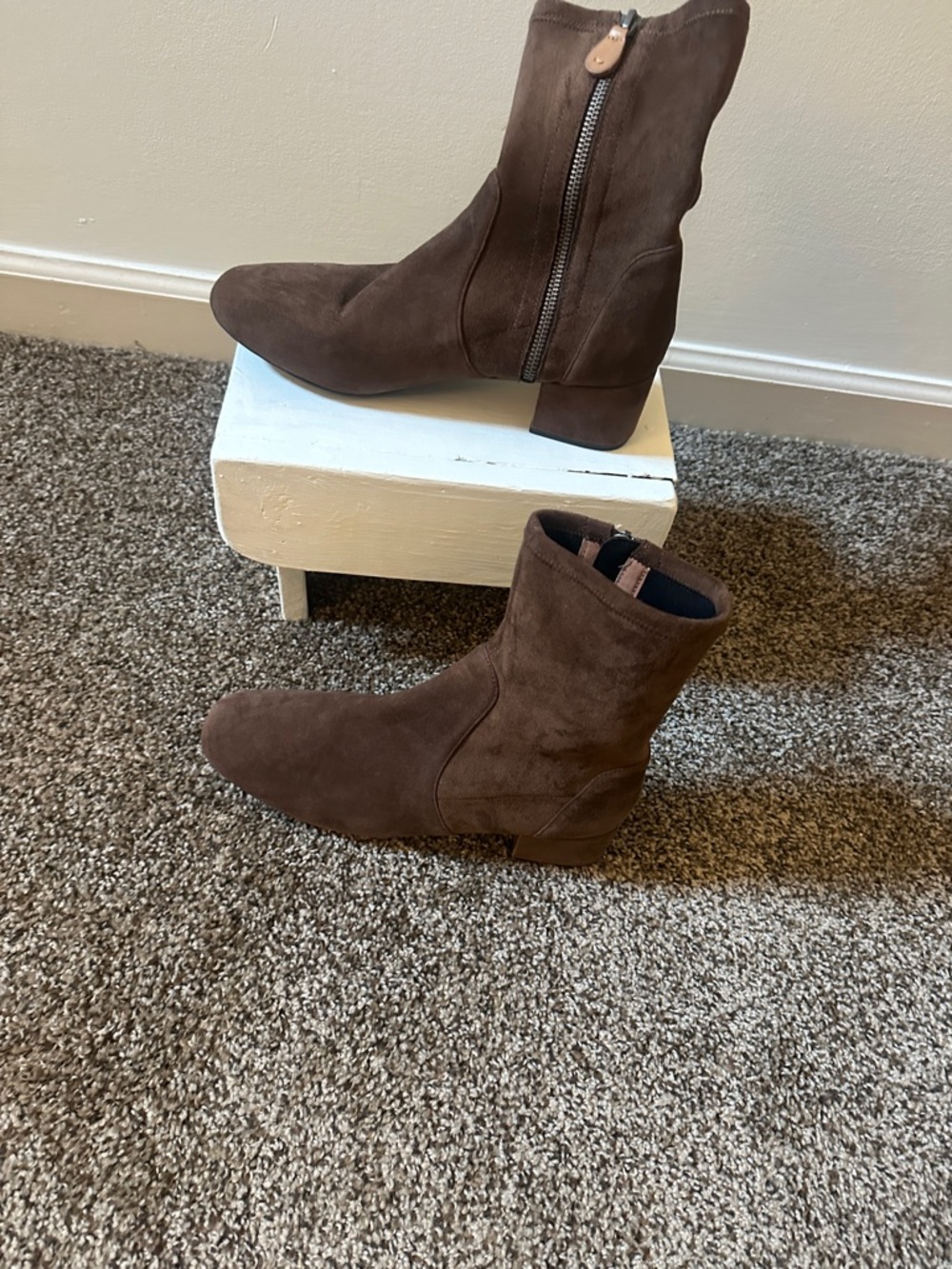 Kenneth Cole Brown Suede Ankle Boots Gentle Soles Size 10